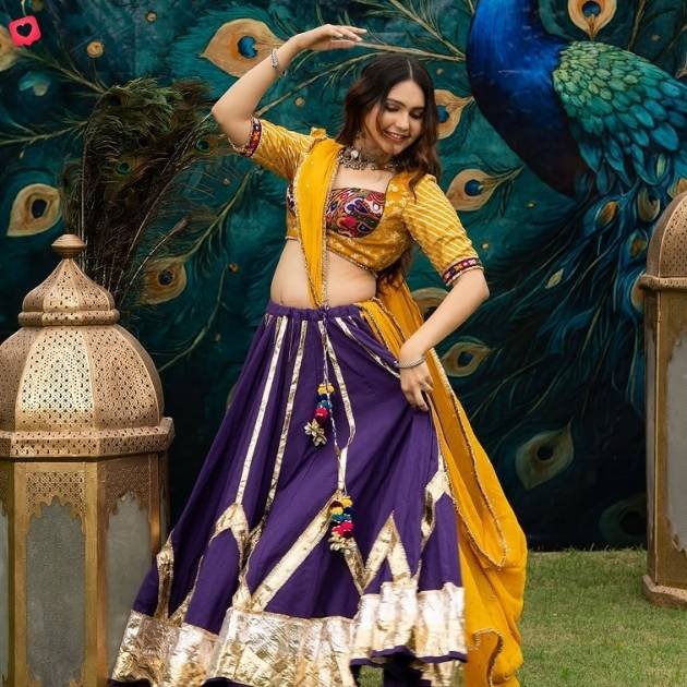 traditional-charm-of-gujarati-saree-captions-for-desi-vibes Traditional Charm of Gujarati Saree Captions for Desi Vibes